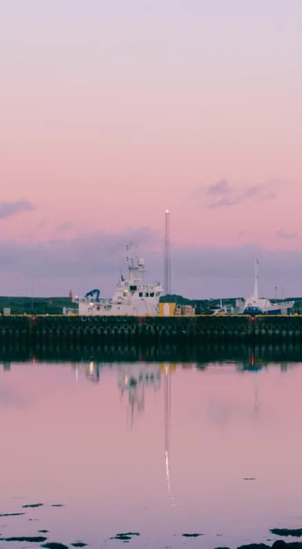 Port de Grindavik au coucher de soleil