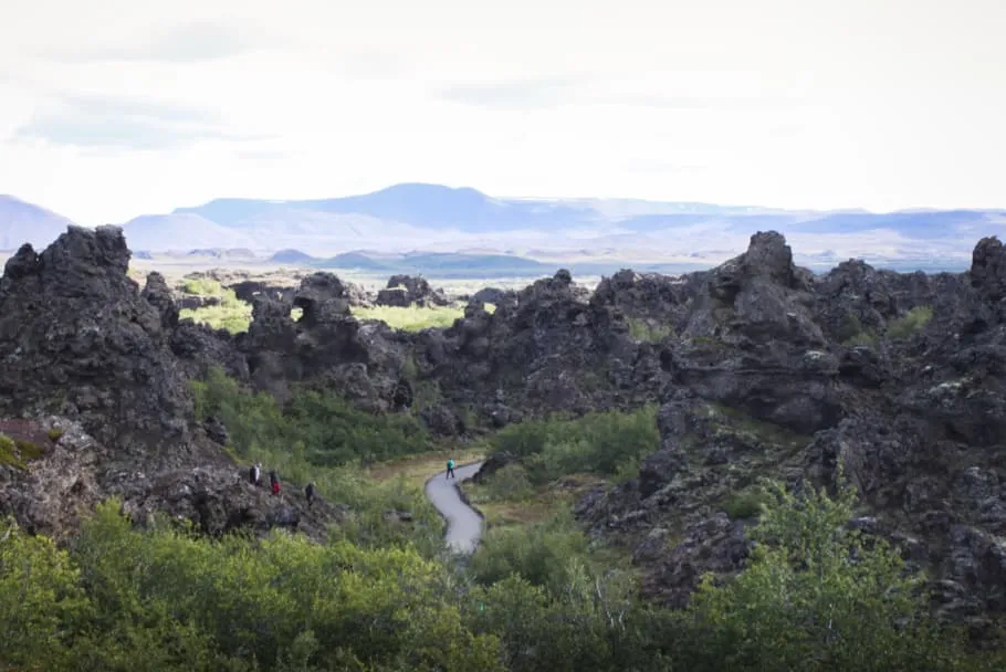 Roche volcanique sur le site de Dimmuborgir