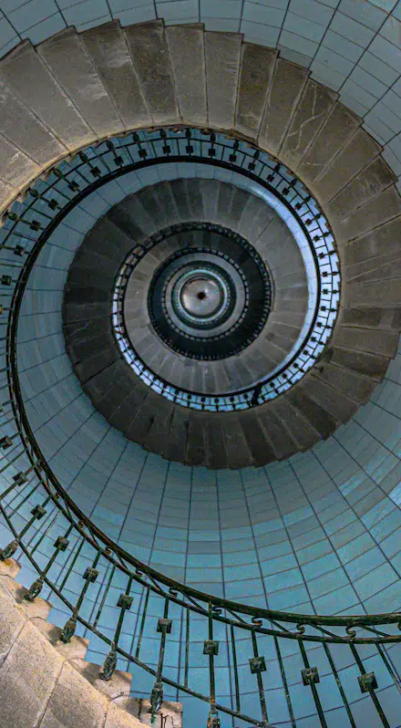 L'intérieur du phare de l'île Vierge