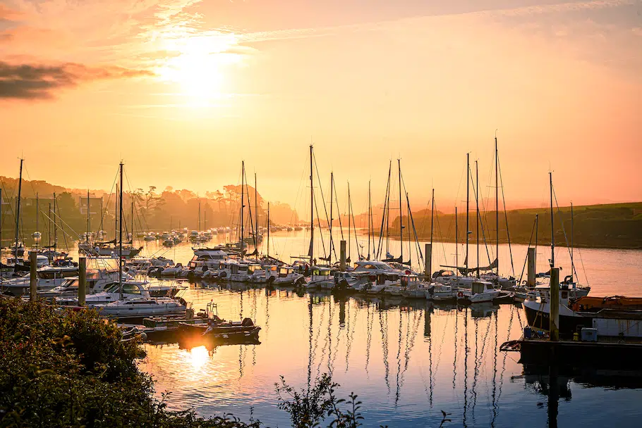 Lever du soleil sur l'aber Ildut