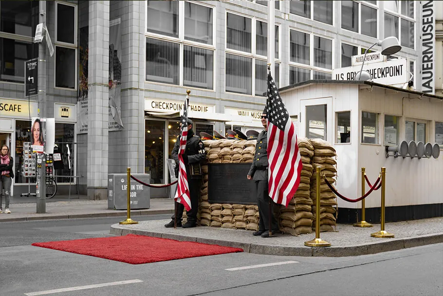 Checkpoint Charlie à Berlin