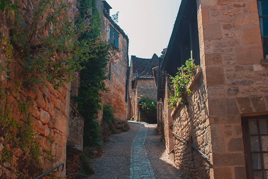 Les rues en pentes de Beynac-et-Cazenac