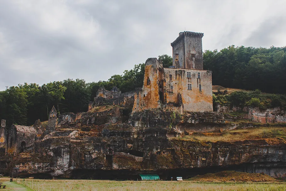 Le château de Commarque