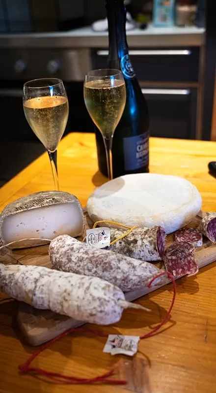 Specialités de Haute-Savoie, fromage et saucisson