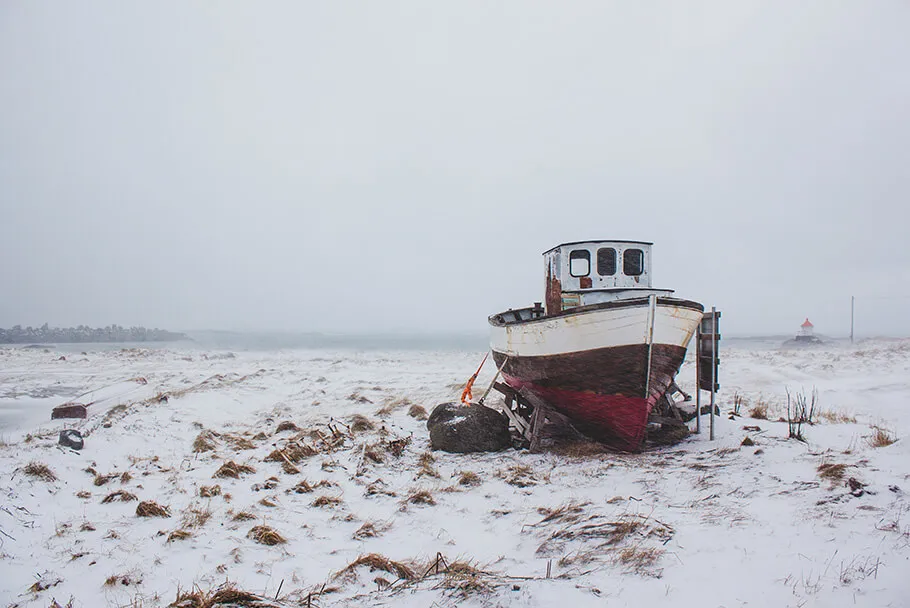 Bateau de pêche sur la plage