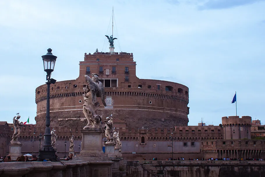 Le Castel Saint-Angelo