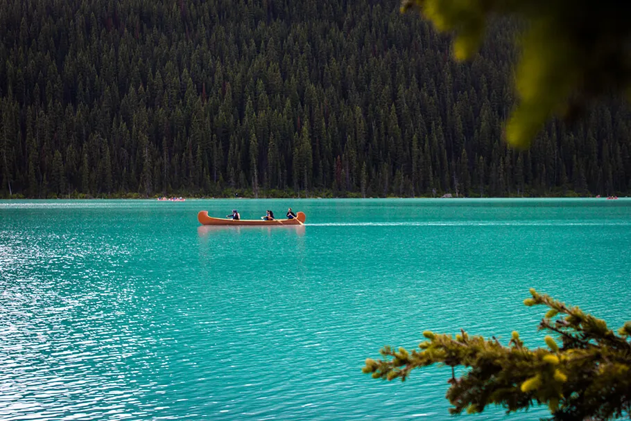 Location de Canoë au lac Louise