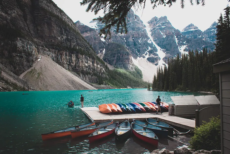 canoé au lac Moraine